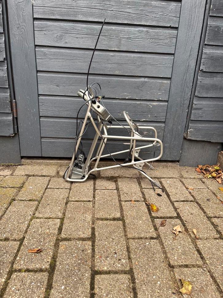 Heel veel ion onderdelen displays koplampen dragers en meer!, Fietsen en Brommers, Fietsonderdelen, Zo goed als nieuw, Algemeen