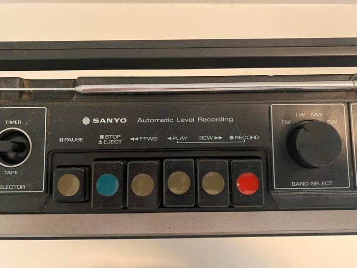 SANYO M9930LU Radio Cassettedeck - Jaren 70 Juweeltje!, Audio, Tv en Foto, Radio's, Zo goed als nieuw, Ophalen of Verzenden
