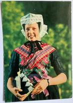 Staphorst Vrouw in Zondagse Klederdracht, Ophalen of Verzenden, 1960 tot 1980, Ongelopen, Zeeland