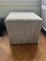 Beige poef/voetenbank, Ophalen, Zo goed als nieuw, 50 tot 75 cm