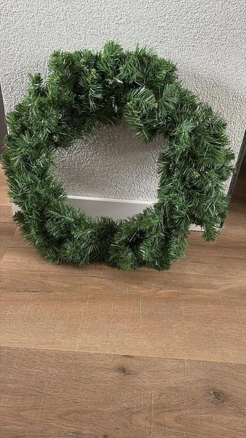 Kunst kerstkrans beschikbaar voor biedingen