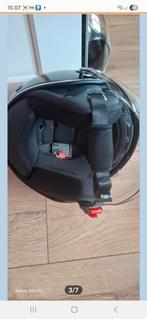 Zwarte scooterhelm met witte strepen jaar 2025, Fietsen en Brommers, Brommerhelmen, Ophalen of Verzenden, Gebruikt