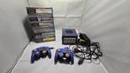 Nintendo Game Cube Paars met controllers en 22 games, Spelcomputers en Games, Spelcomputers | Nintendo GameCube, Gebruikt, Met 2 controllers
