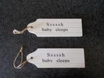 2 zgan bordje / bordjes 'Sssssh baby sleeps' Riviera Maison, Ophalen of Verzenden, Zo goed als nieuw, Overige typen