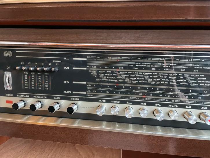 Vintage Grundig Radiokast - Opknapper, Audio, Tv en Foto, Vintage Televisies, Gebruikt, Grundig, Ophalen