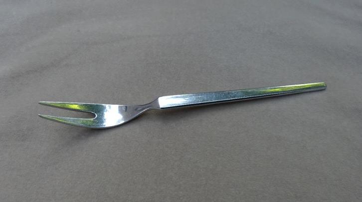 1 Wirths 18-8 beleg of vlees vorkje, Huis en Inrichting, Keuken | Bestek, Gebruikt, Rvs of Chroom, Verzenden