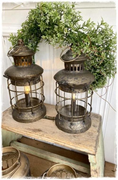 Brocant old look lantaarn, ledlicht, oud zink, ophangring, Antiek en Kunst, Curiosa en Brocante, Ophalen of Verzenden