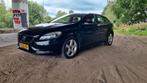 Volvo V40 1.6 T3 150PK 2013 Zwart, Auto's, Voorwielaandrijving, Zwart, 4 cilinders, LED verlichting