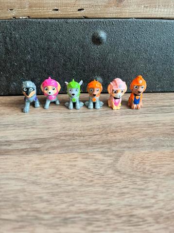 6x Paw Patrol Rescue Knights / Dino rescue figuurtjes beschikbaar voor biedingen