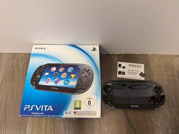 Sony PlayStation Vita (PS Vita) - Zwart PCH-1004 + Doos, Spelcomputers en Games, Spelcomputers | Sony PlayStation Vita, Zo goed als nieuw