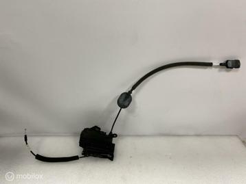 Slotmechanisme Portier Rechts Voor Renault Captur 805022764R beschikbaar voor biedingen