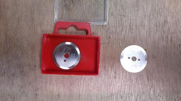 Knauf snijwiel 30mm as 5mm RVS vlijmscherp beschikbaar voor biedingen