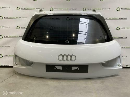 Achterklep Audi A1 3 DEURS 8X 8X3827023, Auto-onderdelen, Carrosserie en Plaatwerk, Achterklep, Audi, Gebruikt, Ophalen of Verzenden