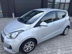 Hyundai i10 1.0 COMFORT 14321 KM LICHTE SCHADE! BOUWJAAR 201, Handgeschakeld, Zilver of Grijs, Hatchback, Hyundai
