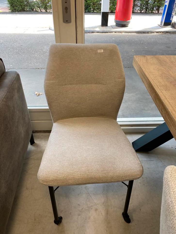 Eetkamerstoel Jula met wieltjes, Huis en Inrichting, Stoelen, Nieuw, Eén, Grijs, Ophalen of Verzenden