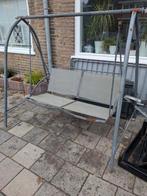 Gratis schommelbank, Ophalen