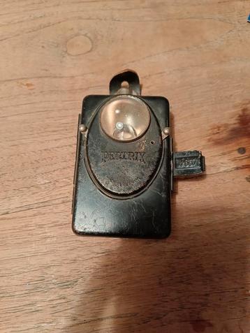 pertrix  nr667 zaklamp beschikbaar voor biedingen