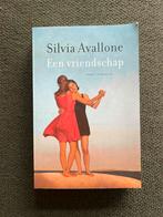 Een vriendschap - Silvia Avallone, Ophalen of Verzenden, Zo goed als nieuw, Nederland