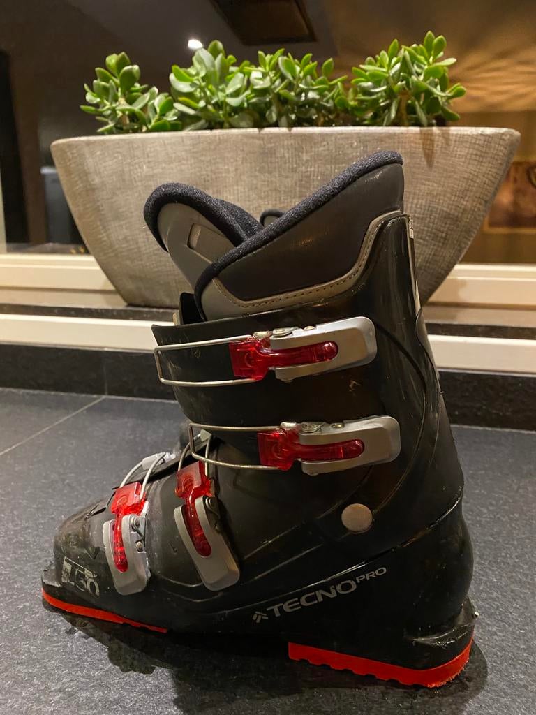 Techno Pro Skischoenen Maat 38 / 24.0 - Zwart, Overige merken, 160 tot 180 cm, Gebruikt, Schoenen