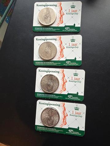 Set van 4 Koningspenningen 1 Jaar Koningschap beschikbaar voor biedingen