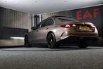 Mercedes-Benz E-klasse 400 e 4MATIC AMG 53 Look / Hyperscree, Auto's, Mercedes-Benz, Automaat, Gebruikt, 4 cilinders, 2145 kg