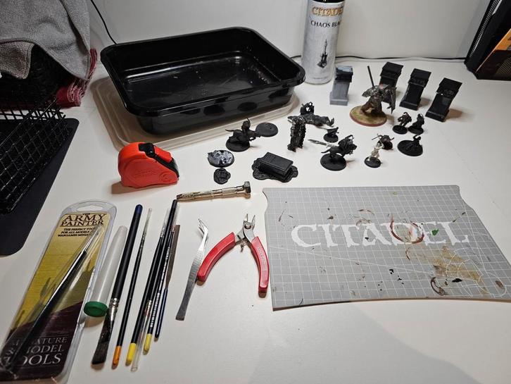 Warhammer 40k en Lord of the Rings Miniaturen Set, Hobby en Vrije tijd, Wargaming, Gebruikt, Lord of the Rings, Ophalen of Verzenden