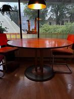 LEOLUX designs eettafel, rond, Vintage., Huis en Inrichting, Rond, Ophalen of Verzenden, Vijf personen of meer, Metaal