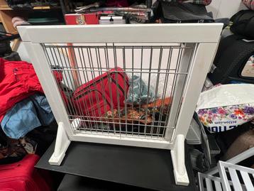 Uitschuifbaar Hek voor Huisdieren beschikbaar voor biedingen