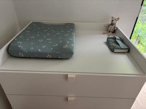 ZGAN Cam Cam aankleedkussen + bijpassende billendoekjeshoes, Kinderen en Baby's, Badjes en Verzorging, Zo goed als nieuw, Aankleedkussen