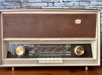 Vintage Erres Radio beschikbaar voor biedingen