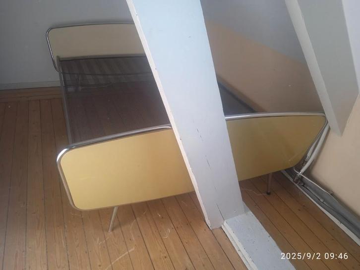 Rietveld Auping jaren 50 twijfelaar + bijbehorend meubilair., Huis en Inrichting, Slaapkamer | Bedden, Zo goed als nieuw, Twijfelaar