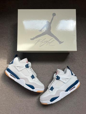 Jordan 4 SB Navy beschikbaar voor biedingen