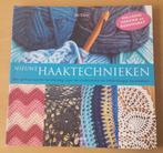 Haken - Nieuwe Haaktechnieken - Jan Eaton - 2014, Gebruikt, Ophalen of Verzenden, Nvt, Patroon of Boek