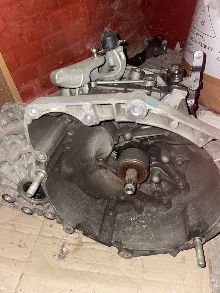 Versnellingsbak bak alfa 159 jtd, Auto-onderdelen, Ophalen