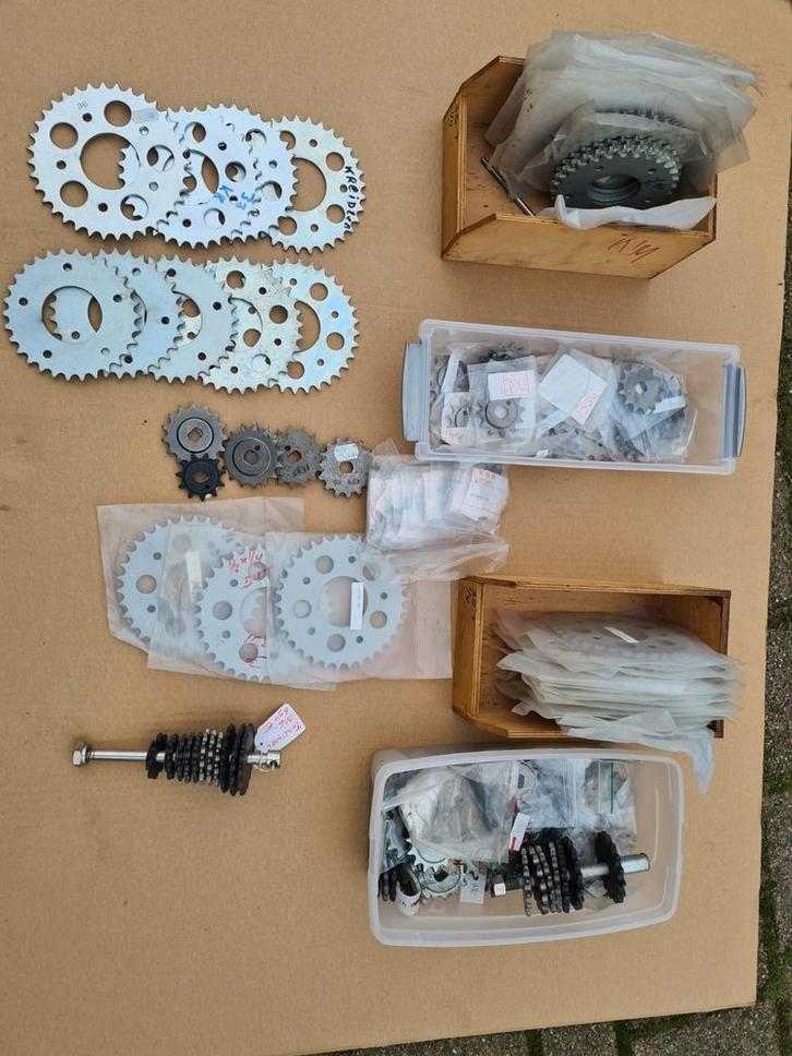 Nieuwe en gebruikte kreidler tandwielen., Fietsen en Brommers, Brommeronderdelen | Kreidler, Ophalen of Verzenden