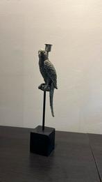 Kandelaar met goudkleurige papegaai op sokkel – eyecatcher!, Huis en Inrichting, Woonaccessoires | Kandelaars en Kaarsen, ., Ophalen of Verzenden
