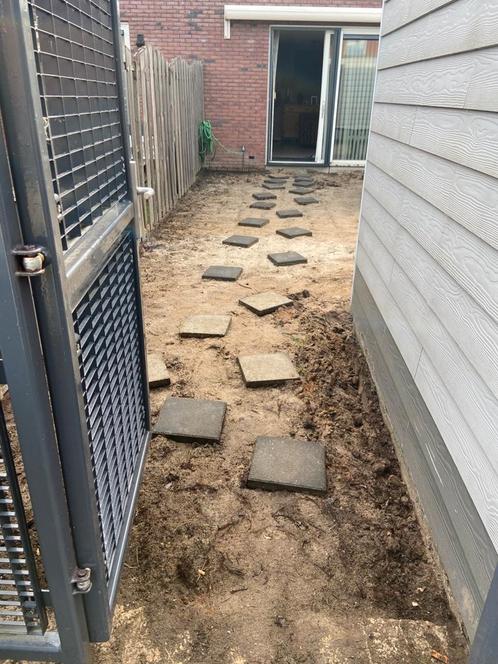 Stratenmaker heeft nog wat tijd, Diensten en Vakmensen, Tuinmannen en Stratenmakers