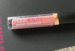 Hudabeauty liquid lipstick, Ophalen of Verzenden, Nieuw, Rood, Lippen