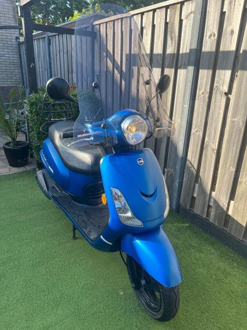 Sym Fiddle II 50S | 50cc | 45km/u | E5 | 2022 | 2.561 km, Fietsen en Brommers, Scooters | SYM, Zo goed als nieuw, Fiddle, Maximaal 45 km/u