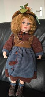 Porselein pop, Ophalen of Verzenden, Zo goed als nieuw, Pop