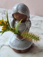 Vintage vaasje bloemen meisje, Verzenden