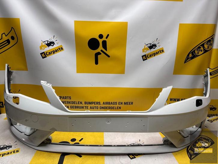 Voorbumper Seat Leon II Facelift KLS 17-22 5f0807221R bumper, Auto-onderdelen, Carrosserie en Plaatwerk, Bumper, Seat, Voor, Gebruikt