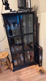 Vitrinekast metaal en glas., Huis en Inrichting, Kasten | Vitrinekasten, Ophalen, 50 tot 100 cm, Zo goed als nieuw, Glas