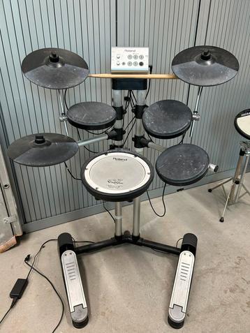 Elektronische drumstel beschikbaar voor biedingen