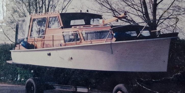 Stalen boot opknapper, Watersport en Boten, Motorboten en Motorjachten, Gebruikt, Staal, Tot 6 meter, Diesel, Binnenboordmotor