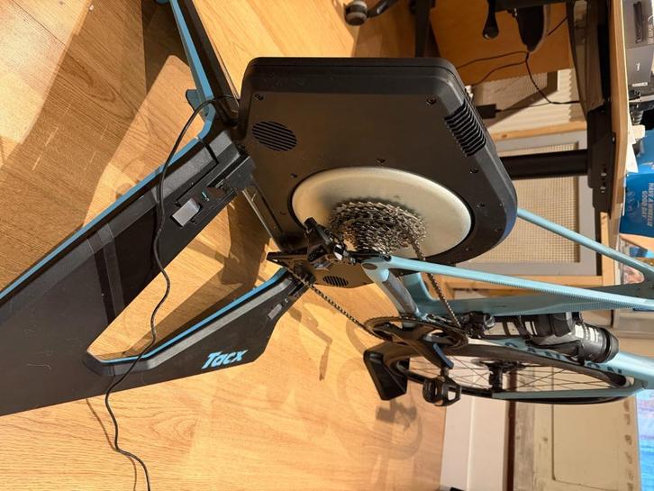 Tacx Neo 2T Smart, Sport en Fitness, Wielrennen, Zo goed als nieuw, Overige typen, Ophalen
