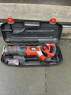 Black & Decker reciprozaag, 70 mm of meer, 600 tot 1200 watt, Ophalen of Verzenden, Zo goed als nieuw
