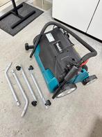 Makita UV3200 Verticuteermachine Elektrisch Verticuteerder, Ophalen of Verzenden, Zo goed als nieuw, Elektrisch, A