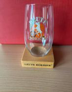Mooi oud Glas van LEUTE  BOK BIER met houten blok ., Ophalen of Verzenden, Zo goed als nieuw, Glas of Glazen, Overige merken