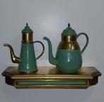 Oude Wandconsole met messing Theepot, Koffiepot met filter, Antiek en Kunst, Curiosa en Brocante, Ophalen of Verzenden